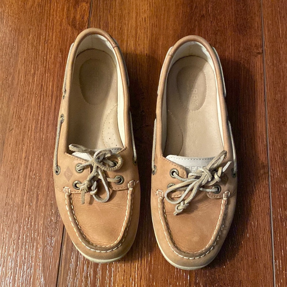 Womens sperrys